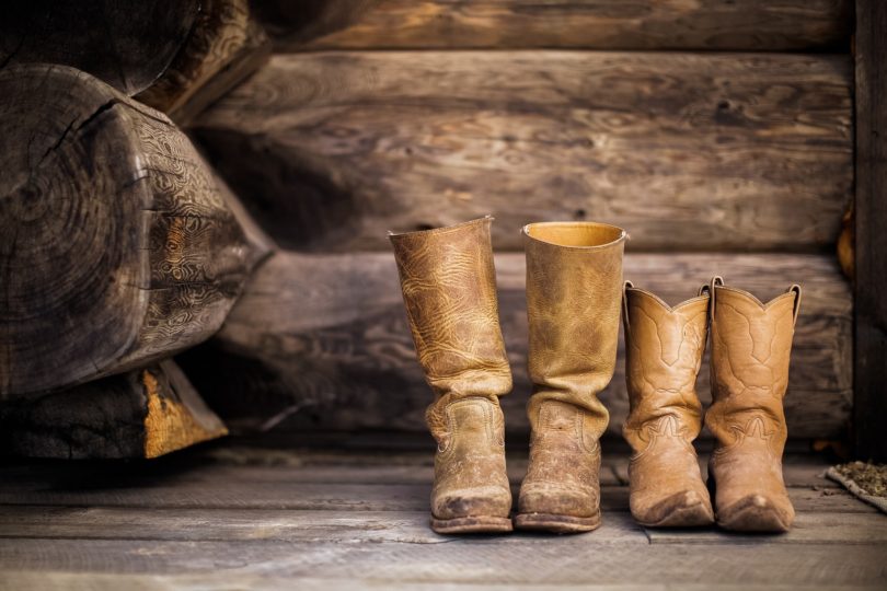 comfortable square toe cowboy boots