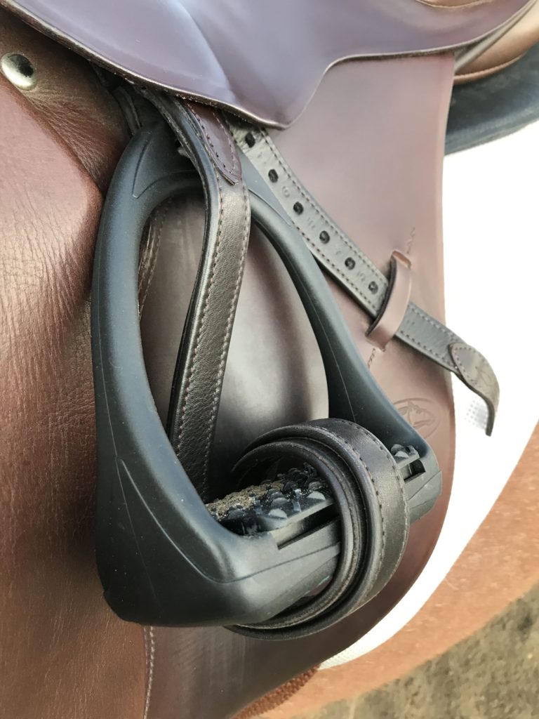 durable-stirrups