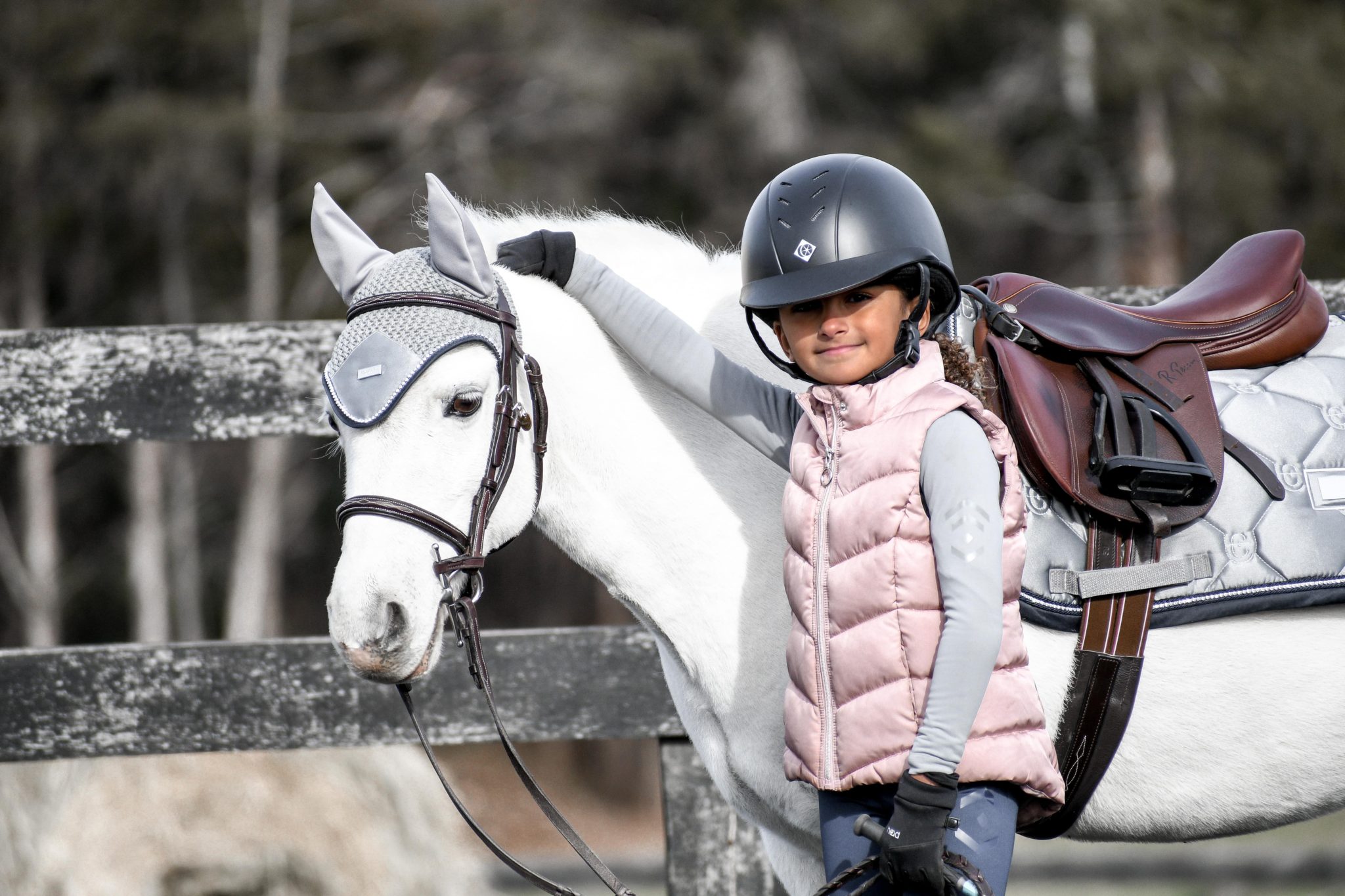 How to Not Lose Your Nerve in a Horse Riding Lesson - Horse Rookie