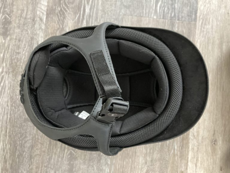 5 Reasons to Switch (One K Defender Air Helmet Review) - Horse Rookie