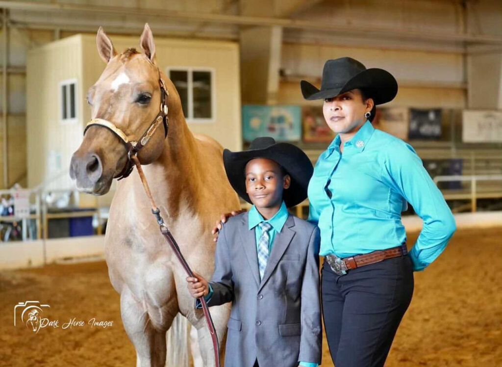 Kids and horse showing