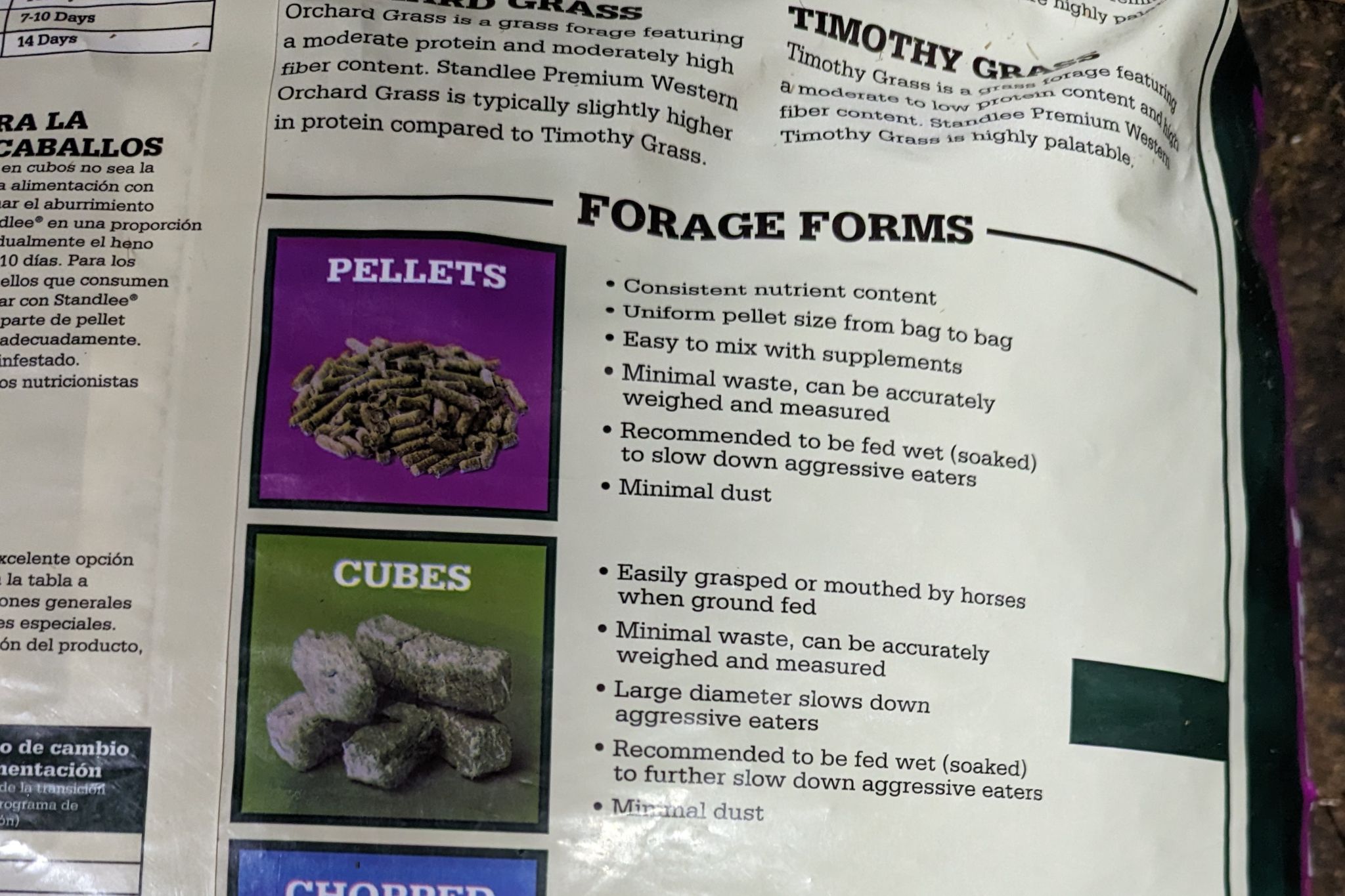 Alfalfa Cubes vs. Pellets What's Best for Your Horse? Horse Rookie