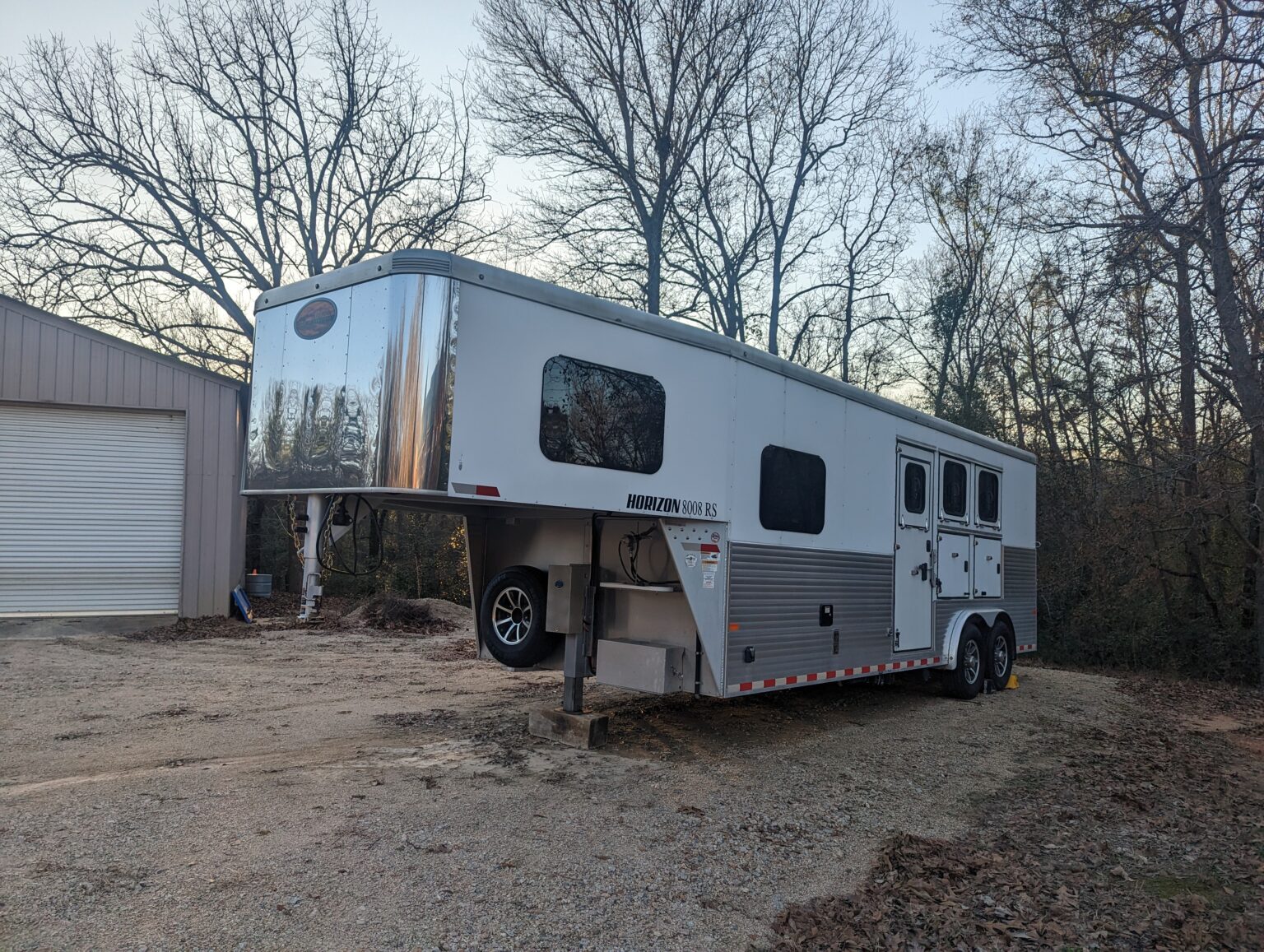9 Best Horse Trailer Brands That Really Pull Their Weight Horse Rookie