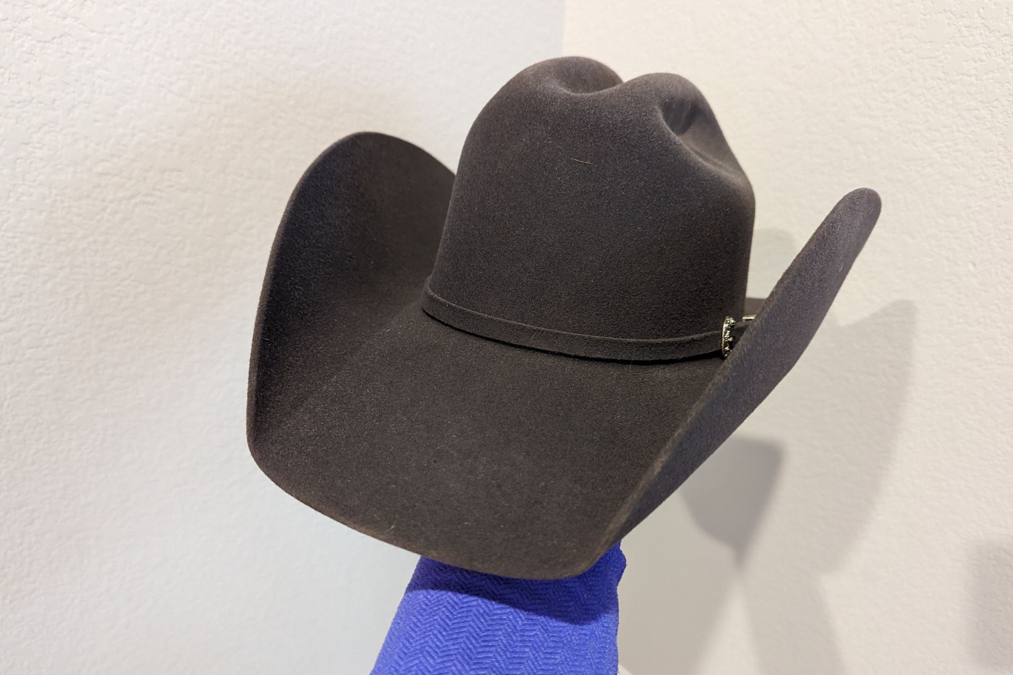 Cowboy Hats Creases, Crowns, Shapes & Styles Horse Rookie